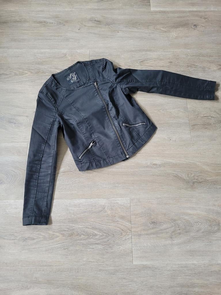 Zwart kortvallend jasje met schuine rits - Steps, Kleding | Dames, Maat 38/40 (M), Zwart, Ophalen of Verzenden, Steps