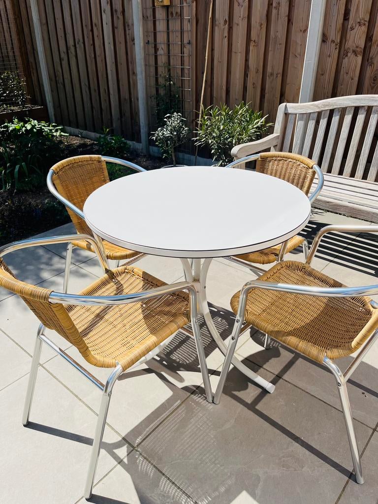 Ronde tafel tuintafel / terrastafel, Tuin en Terras, Tuintafels, Ophalen, Zo goed als nieuw, Rond