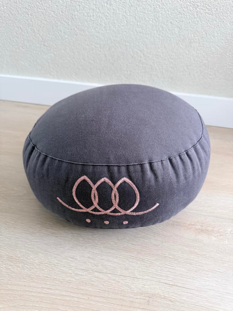 Rituals Meditatiekussen Zwart/Grijs - Yoga Accessoire, Sport en Fitness, Yoga en Pilates, Ophalen, Zo goed als nieuw, Yoga-accessoire