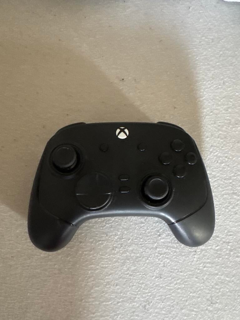 Razer Wolverine v3 TE Controller voor Xbox One/Series X/S, Spelcomputers en Games, Ophalen of Verzenden, Zo goed als nieuw, Controller
