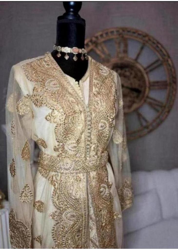 Prachtige Marokkaanse jurk, Kleding | Dames, Trouwkleding en Trouwaccessoires, Ophalen of Verzenden, Zo goed als nieuw, Trouwjurk