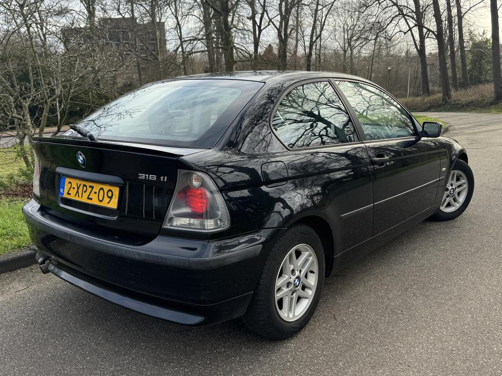BMW 3 Serie Compact 316ti E46 AIRCO, YOUNGTIMER (bj 2002), Auto's, BMW, 4 cilinders, 14 km/l, Bedrijf, Handgeschakeld