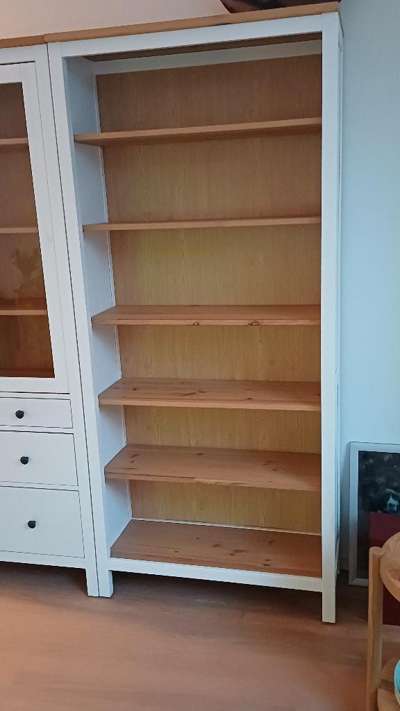 Ikea Hemnes boekenkast, Huis en Inrichting, Kasten | Boekenkasten, Zo goed als nieuw, 50 tot 100 cm, 150 tot 200 cm, 25 tot 50 cm