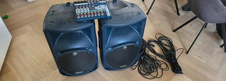 Mackie SRM450 V2 speakerset met Soundcraft mengpaneel, Muziek en Instrumenten, Mengpanelen, Gebruikt, 5 tot 10 kanalen, Microfooningang