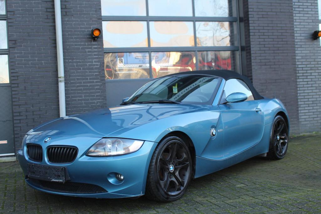 BMW Z4 Roadster 2.5i Executive 6 cilinder AUTOMAAT, TREKHAAK, Auto's, BMW, Stof, Gebruikt, Zwart, 2497 cc