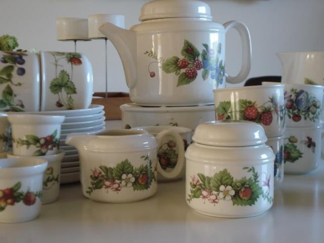 Marjolein Bastin ontbijtservies, Ophalen of Verzenden, Zo goed als nieuw, Overige stijlen, Aardewerk