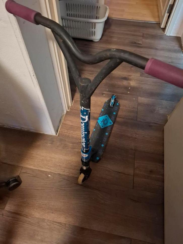 Dominator Stuntstep - Gebruikt maar functioneel, Fietsen en Brommers, Steps, Ophalen