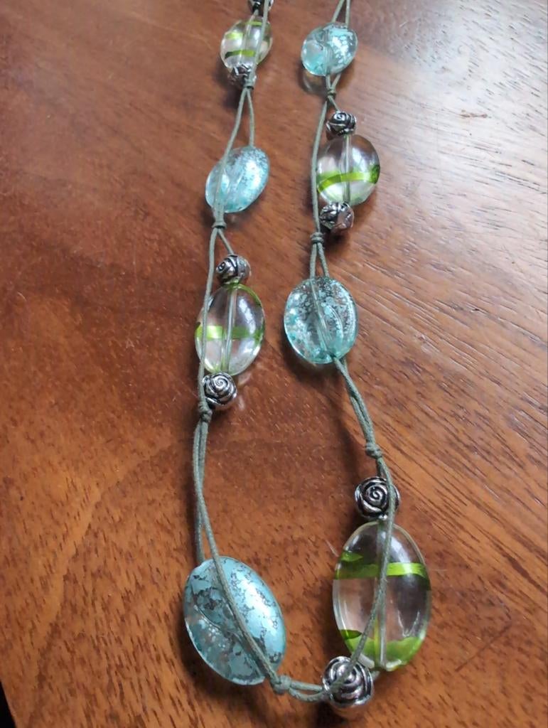 LBVYR ketting (Yves Rocher), Ophalen of Verzenden, Groen, Overige materialen