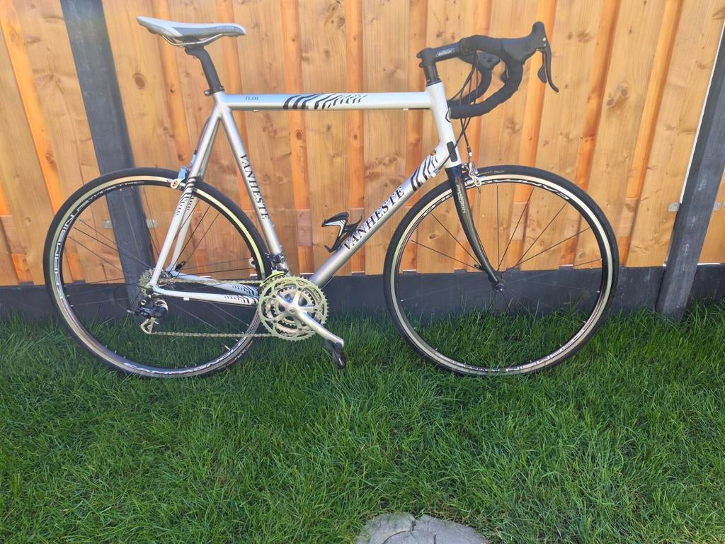 Racefietsen Pinarello en Vanheste met Campagnolo en Dura Ace, Fietsen en Brommers, Fietsen | Racefietsen, Carbon, Meer dan 20 versnellingen