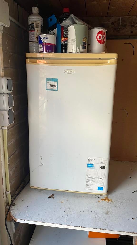 Koelkast en vriezer, Witgoed en Apparatuur, Vriezers en Diepvrieskisten, Gebruikt, Vrijstaand, Vrieskast, Minder dan 85 cm, Minder dan 60 cm