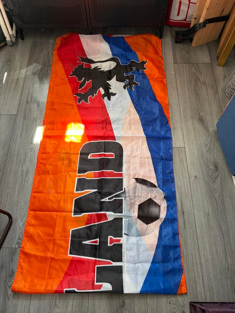 Leuke en mooie Holland gevel vlag 350x70cm wk tip, Diversen, Vlaggen en Wimpels, Ophalen of Verzenden, Gebruikt