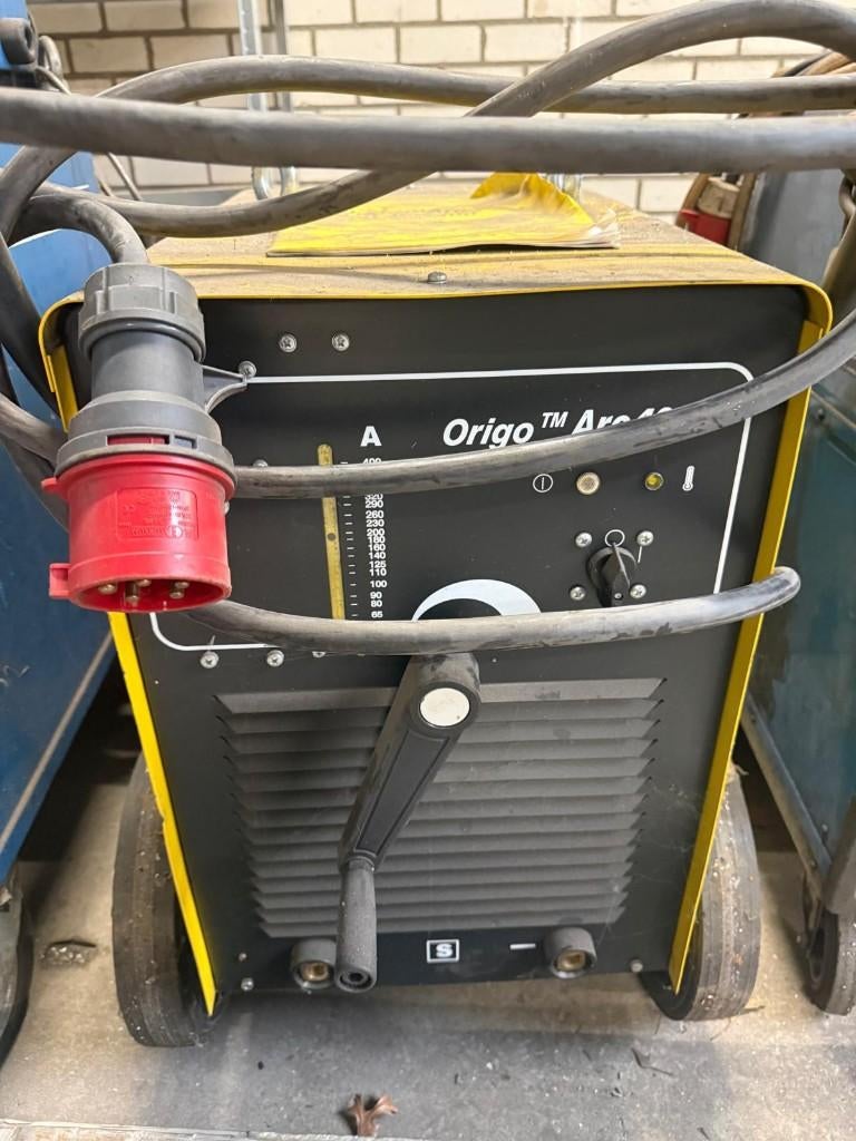 Esab electroden lasmachine, Doe-het-zelf en Verbouw, Gereedschap | Lasapparaten, Ophalen, Zo goed als nieuw, 250 ampère of meer