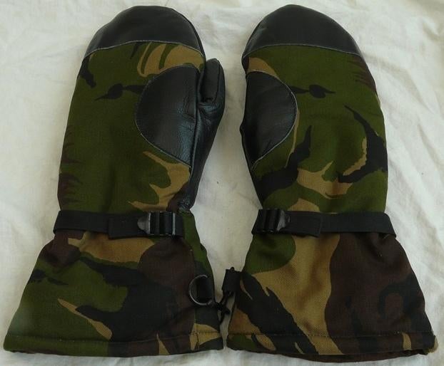 Handschoenen Gvt, Winter Gevoerd, Camo, maat 8, KL, 1992.(1), Ophalen of Verzenden, Landmacht, Nederland, Kleding of Schoenen