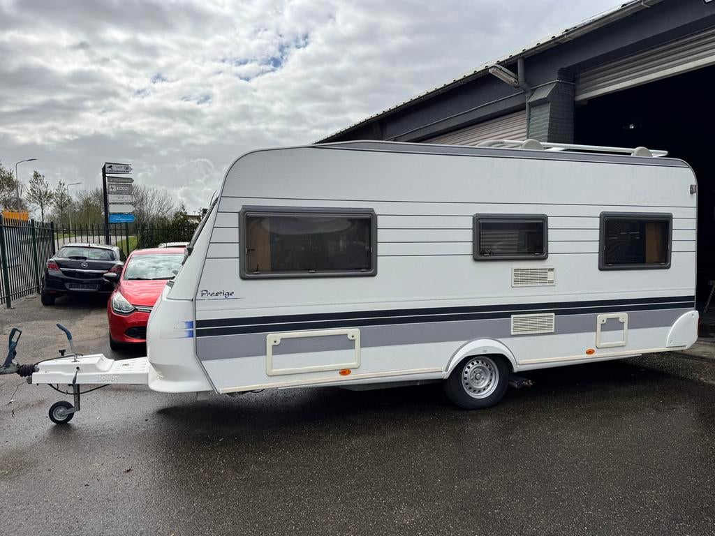Hobby Prestige 495 UFE | Frans bed | Split airco | Mover, Caravans en Kamperen, Caravans, Omvormbare zithoek, Rondzit, Hobby, Particulier