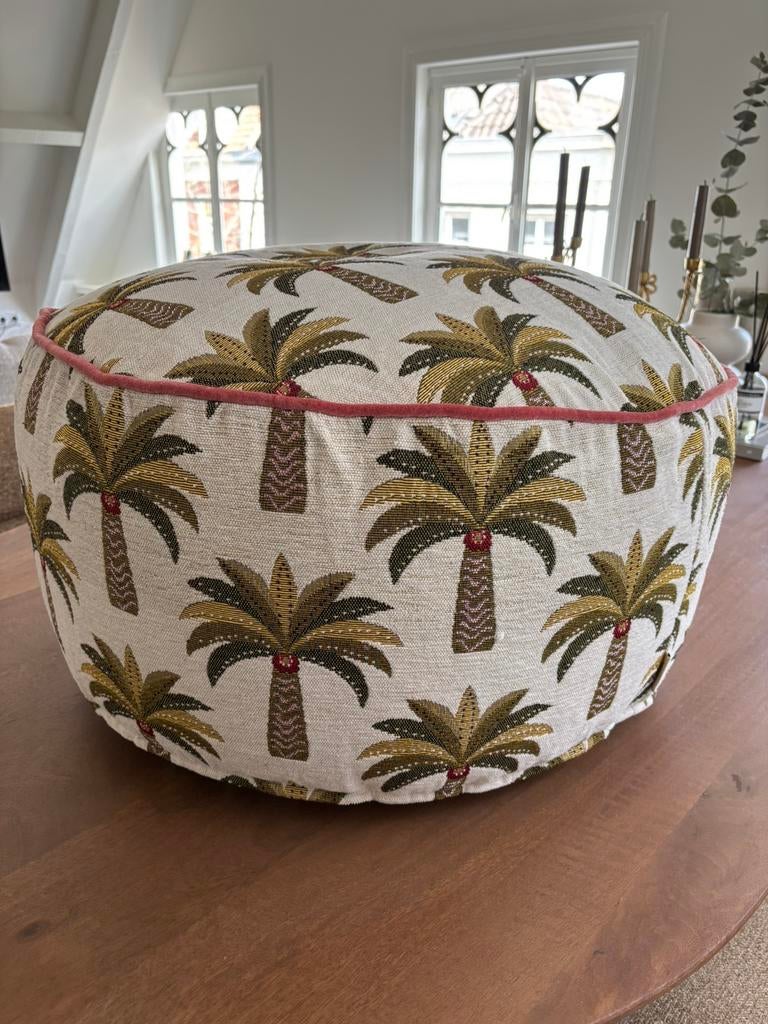 Poef van Sissy Boy, Ophalen, Zo goed als nieuw, Rond, Overige materialen