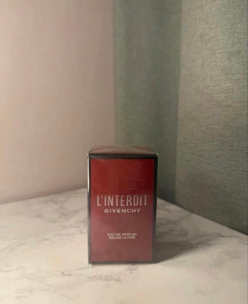 Givenchy L'Interdit Eau de Parfum Rouge Ultime, Sieraden, Tassen en Uiterlijk, Uiterlijk | Parfum, Ophalen of Verzenden, Nieuw