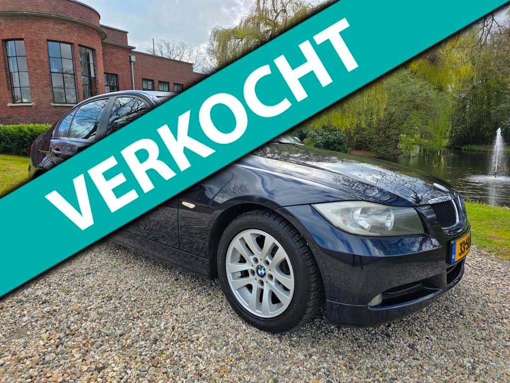 BMW 3-serie 320i High Executive *apk:05-2027*, Auto's, BMW, Achterwielaandrijving, 1295 kg, 4 cilinders, 150 pk