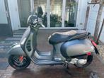 Vespa GTS 300 Supersport uit 2018, ABS, Scooter, 300 cc, Particulier, Minimaal motorrijbewijs A2