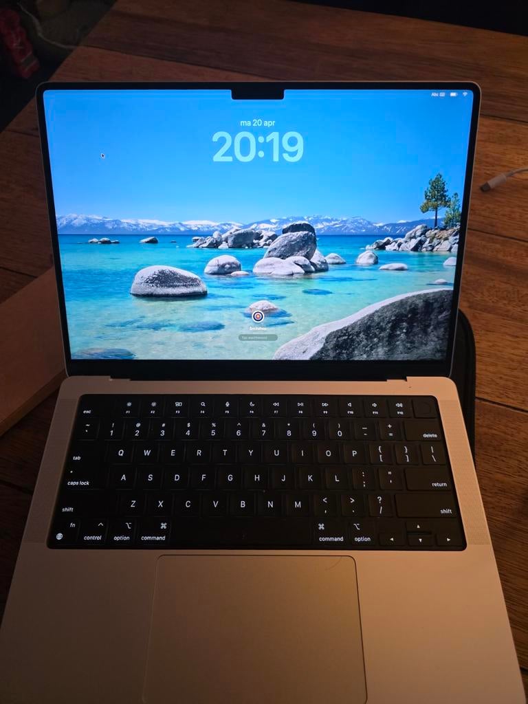 Topper! MacBook Pro 14" M1 Pro, 16GB RAM, 512GB SSD - Zilver, Computers en Software, Apple Macbooks, MacBook Pro, Qwerty, Overige groottes