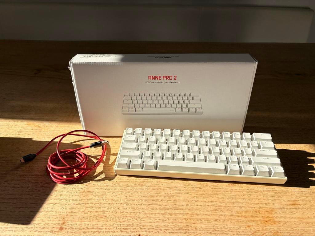 Anne Pro 2 Toetsenbord - Ideaal voor Snelle Gamers, Computers en Software, Toetsenborden, Gaming toetsenbord, Ophalen of Verzenden