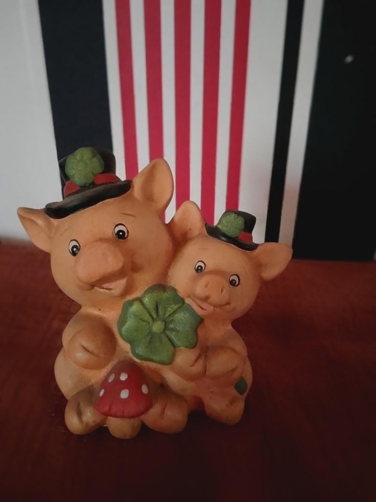 Spaarpot klavertje vier varken paddestoel, Ophalen of Verzenden, Zo goed als nieuw, Steen, Aardewerk of Keramiek, Dier