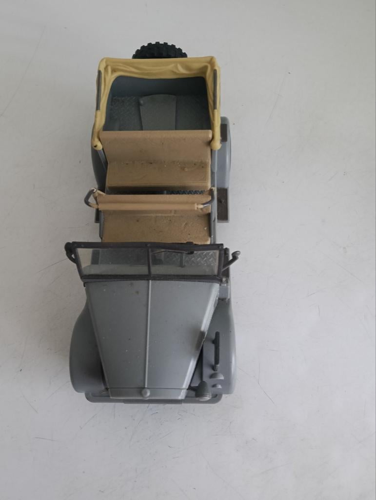 Leger voertuig, Ophalen of Verzenden