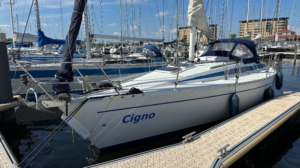 Kajuitzeiljacht Comar Comet 333 " CIGNO", 27.500, Watersport en Boten, Ophalen, Gebruikt, Diesel, 9 tot 12 meter