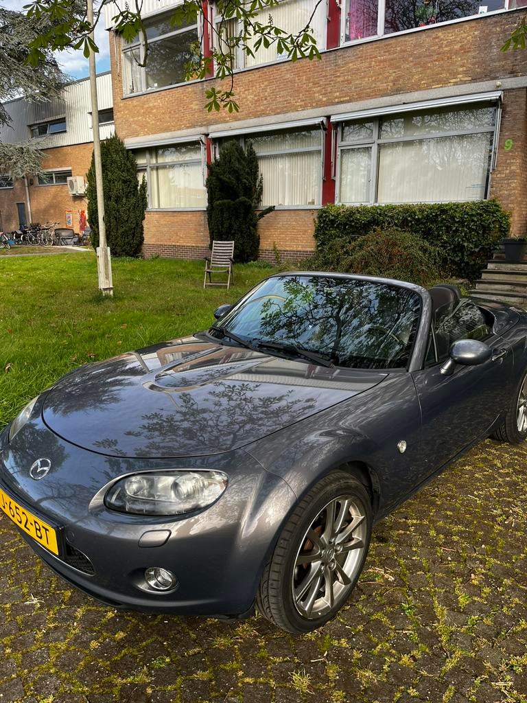 Mazda MX-5 1.8 Touring Niseko 2009 Grijs (coupe), Euro 5, Achterwielaandrijving, 4 cilinders, Cabriolet
