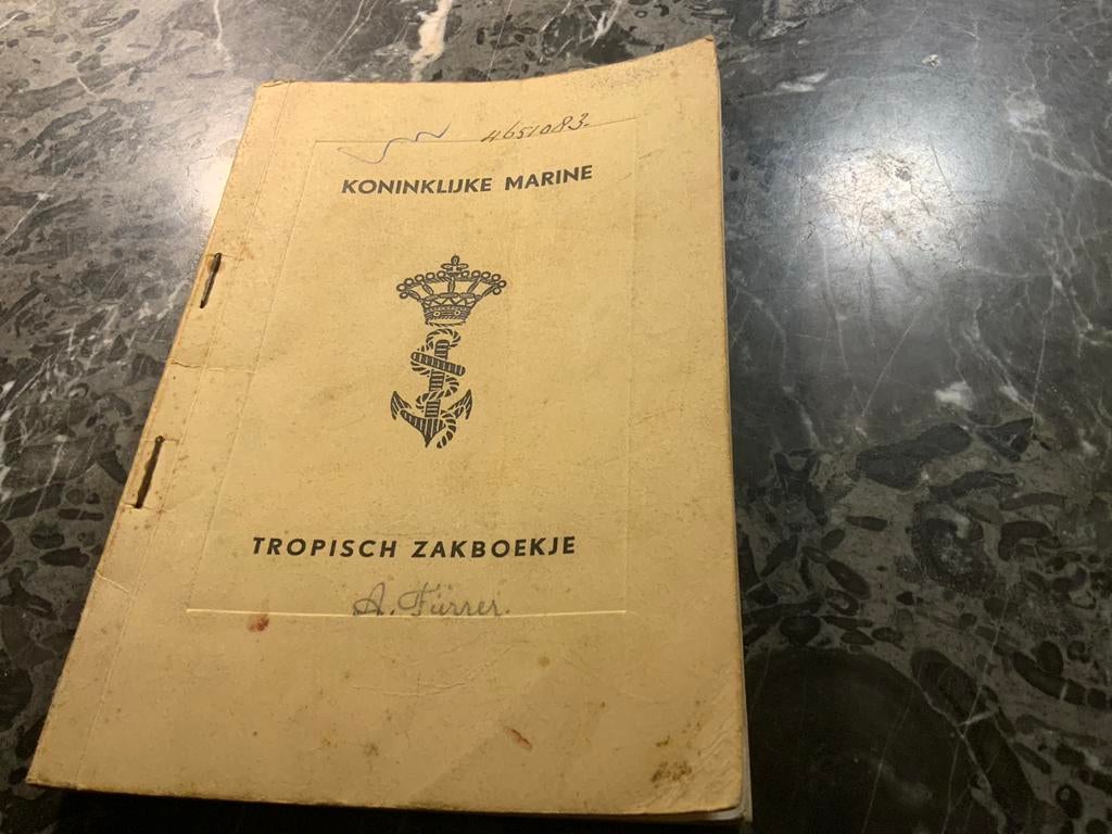 Koninklijke Marine Tropisch Zakboekje - Historisch Document, Ophalen of Verzenden, Voor 1940, Gelezen, Marine