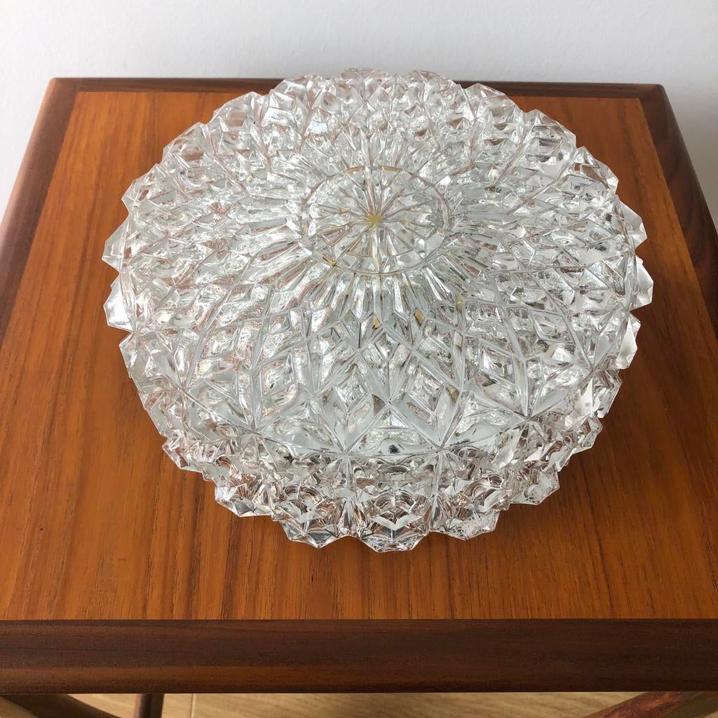 Vintage plafondlamp van geperst glas | Ø25 cm | jaren 60, Ophalen of Verzenden, Zo goed als nieuw, Glas