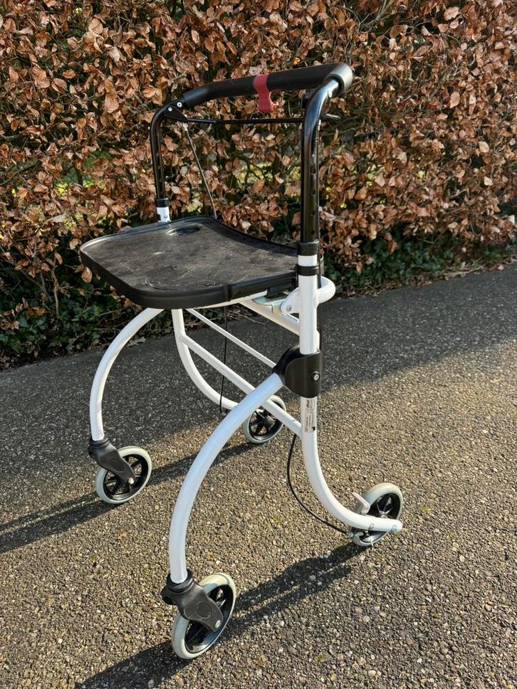 Rollator binnen rollator Drive Roombo met dienblad, Diversen, Rollators, Gebruikt, Lichtgewicht, Opvouwbaar, Ophalen