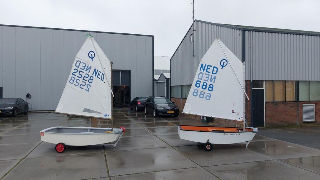 2 complete Optimisten met 3 waltrailers op auto-trailer, Ophalen, Geen motor, Gebruikt, Optimist