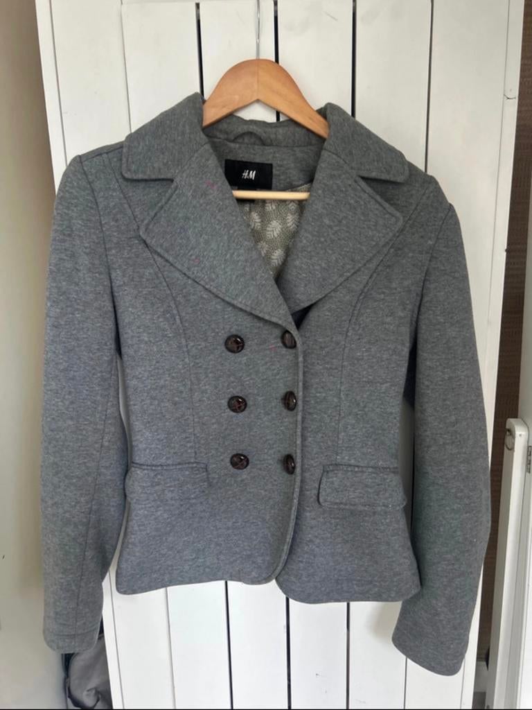 Grijze blazer met knopen H&M, Ophalen of Verzenden, Gedragen, Maat 38/40 (M), Grijs