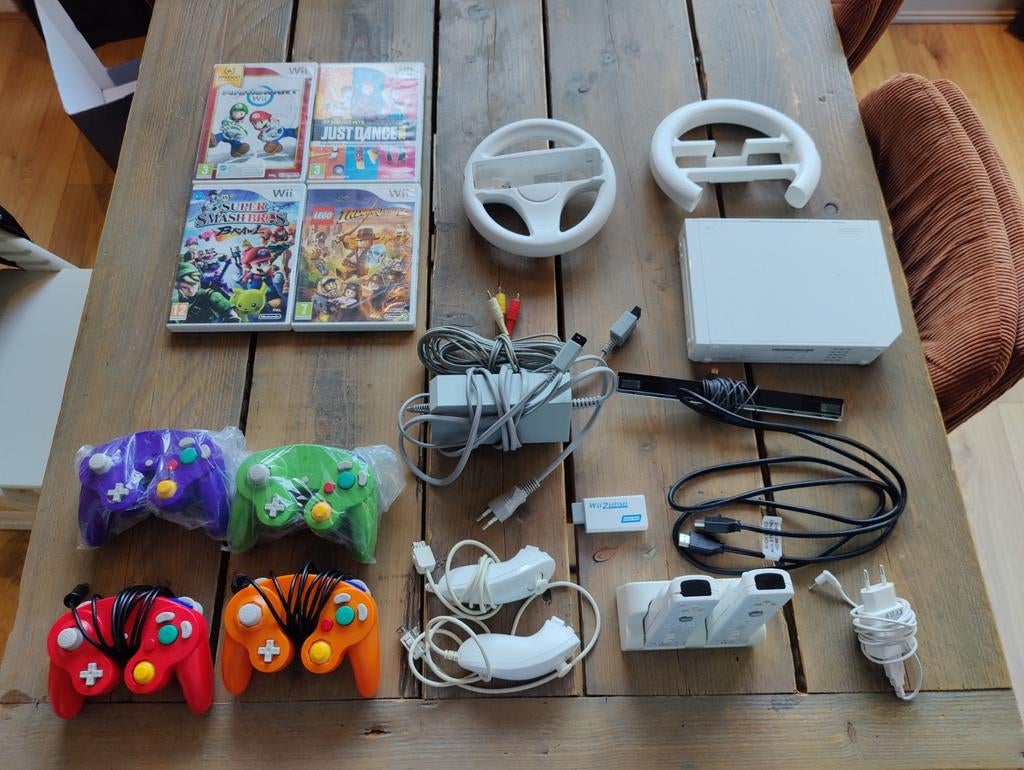 Nintendo Wii zeer compleet met Mario Kart, Spelcomputers en Games, Spelcomputers | Nintendo Wii, Ophalen of Verzenden, Gebruikt