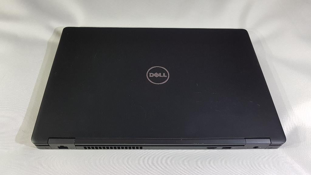 Prima Dell Latitude 5580 15,6'' FHD Laptop., Dell Latitude, Met videokaart, 2 tot 3 Ghz, Zo goed als nieuw