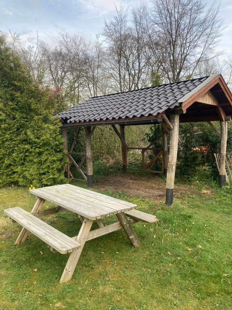 Carport / camperport met meerpalen en dakpannen, Ophalen, Gebruikt