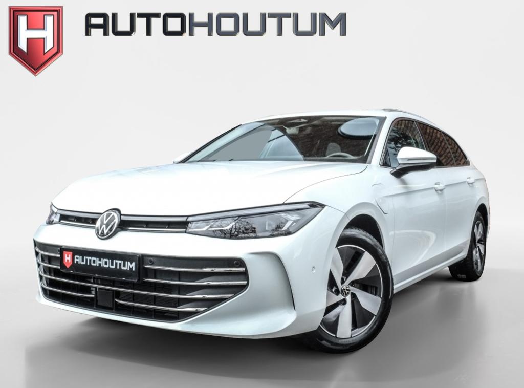 Volkswagen Passat Variant 1.5 TSI eHybrid 150 kW Business |, Auto's, Volkswagen, Euro 6, 4 cilinders, 250 km/l, Wit