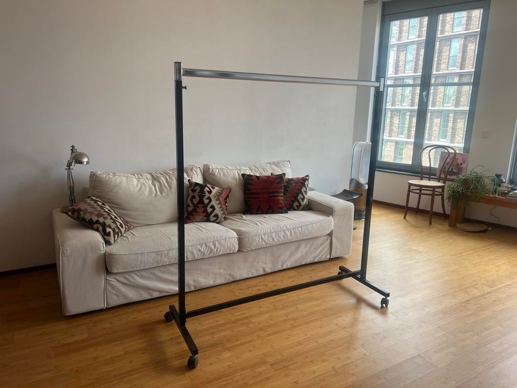 Kledingrek met wielen, Ophalen, Met wielen, Gebruikt