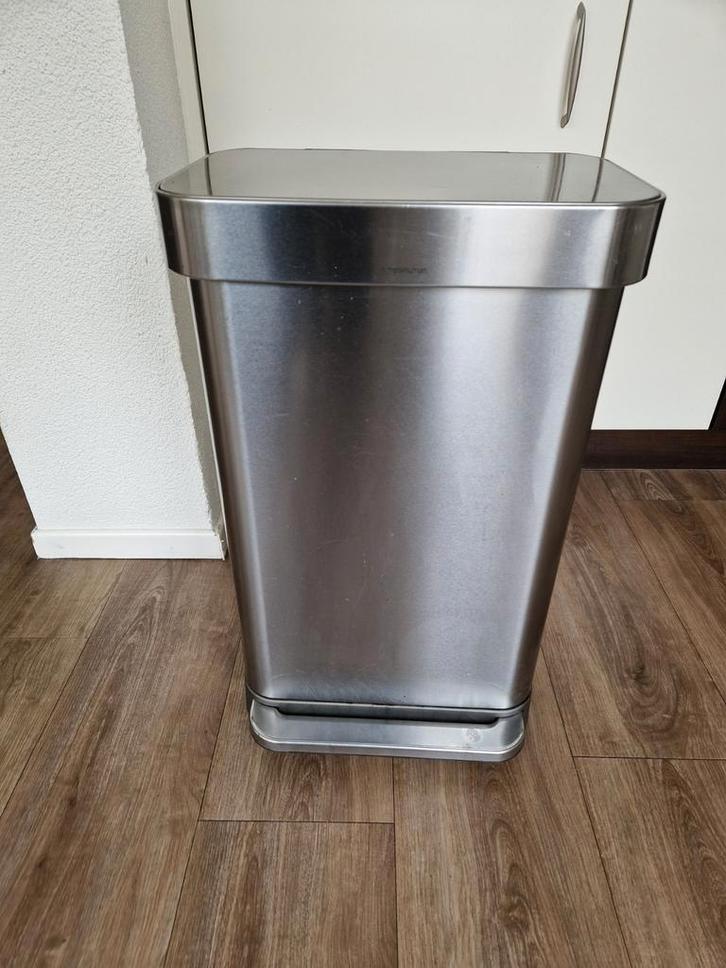 Simplehuman afvalbak, RVS, met pedaal, Huis en Inrichting, Woonaccessoires | Prullenbakken, Gebruikt, Rvs, 50 tot 75 cm, 30 tot 40 liter