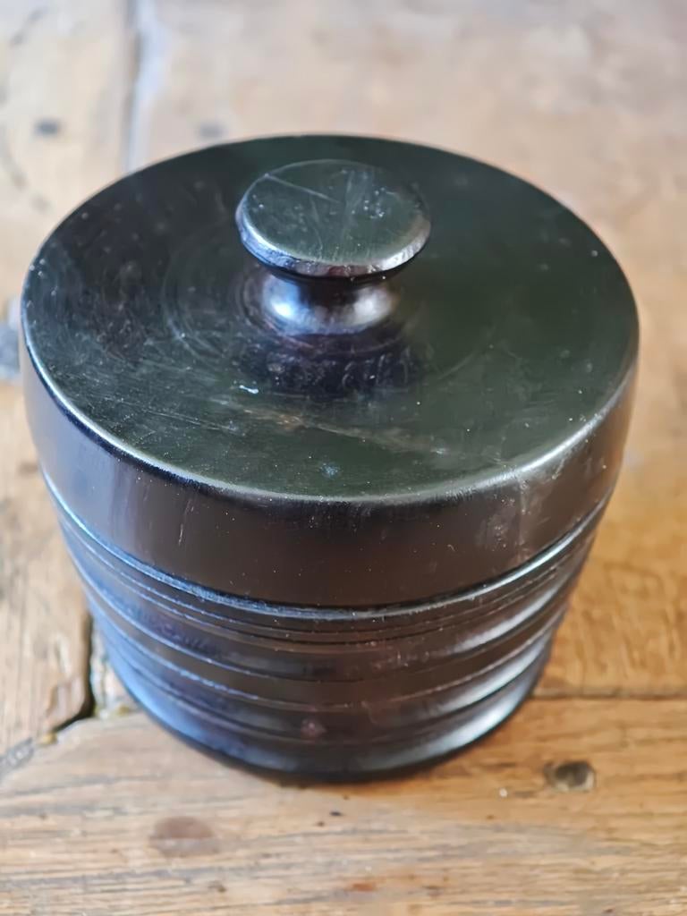 Oude ebbenhout pot met deksel, Ophalen of Verzenden