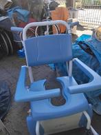 Douche of toilet stoel, Ophalen