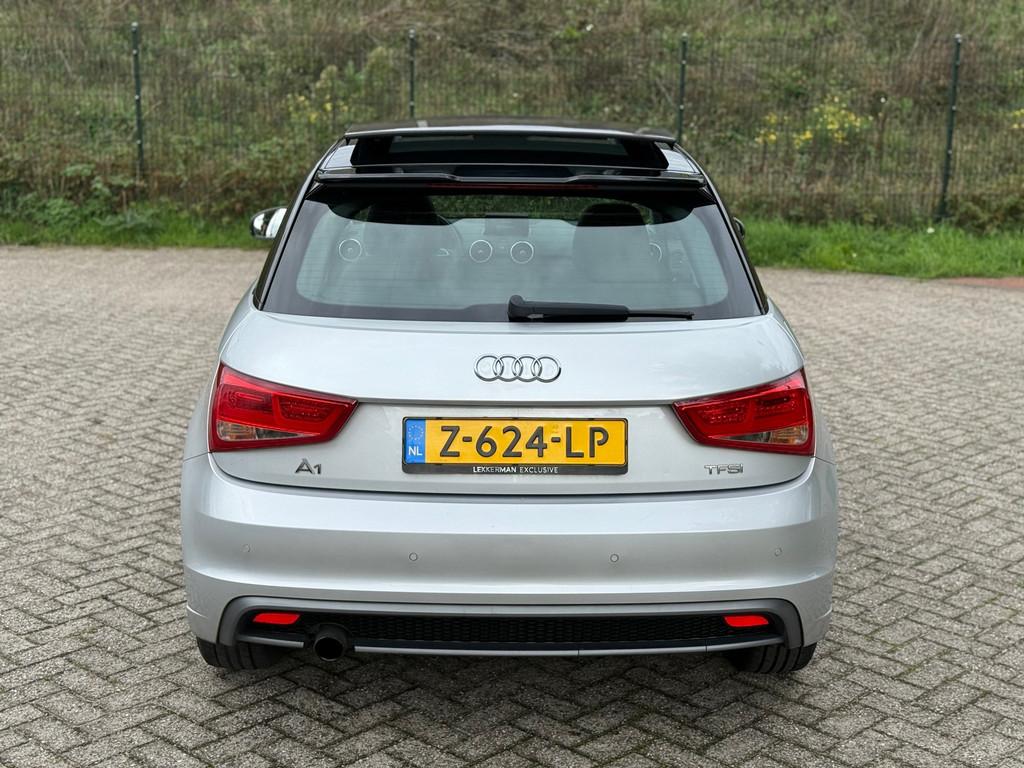 Audi A1 1.2 TFSI Admired S-LINE I PDC I ZEER MOOI I VOLL OND, Auto's, Voorwielaandrijving, Euro 5, 86 pk, 4 cilinders