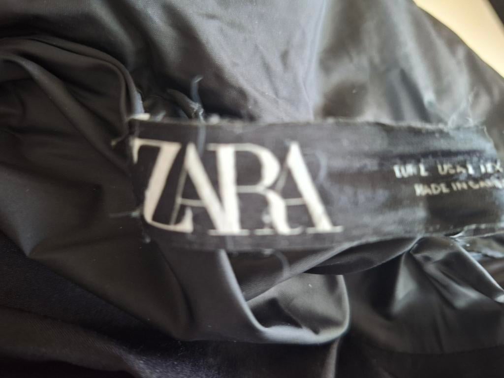 Zwarte Zara Puffer Jas Maat L, Ophalen of Verzenden, Zo goed als nieuw, Maat 52/54 (L), Zwart