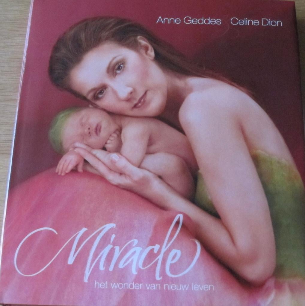 Anne Geddes en Celine Dion - Miracle - kijk en luister boek, Fotografen, Anne Geddes, Ophalen of Verzenden, Zo goed als nieuw