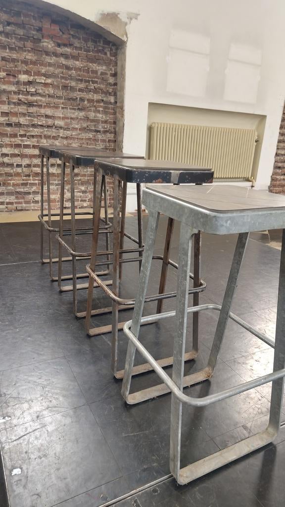 4 barkrukken, staal, Huis en Inrichting, Tafels | Statafels, Ophalen