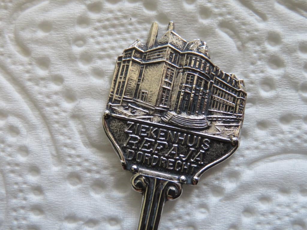 Lepeltje Ziekenhuis Refaja te Dordrecht, Verzenden, Zo goed als nieuw, Overige materialen, Bestek