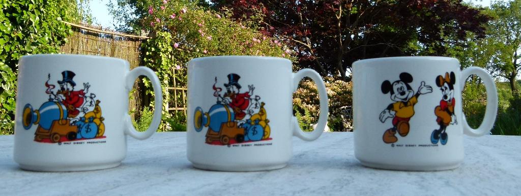 3 Super Vintage Walt Disney Mokken Pagnossin Treviso Italy, Ophalen of Verzenden, Donald Duck, Nieuw, Servies