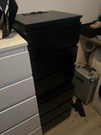 Zwart Nachtkastje met Stekkerdoos en USB-poorten, Ophalen, Gebruikt, Minder dan 45 cm, 70 cm of meer