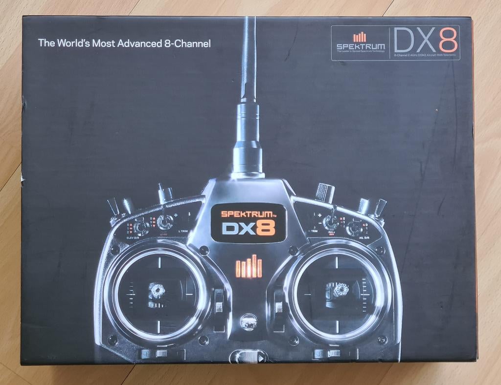Spektrum DX8 8-kanaals zender, Ophalen, Gebruikt