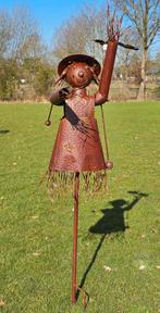 VOGELVERSCHRIKKER / metaal / meisje met bloem